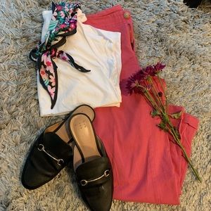 Gap mid rise stretch Capri pants